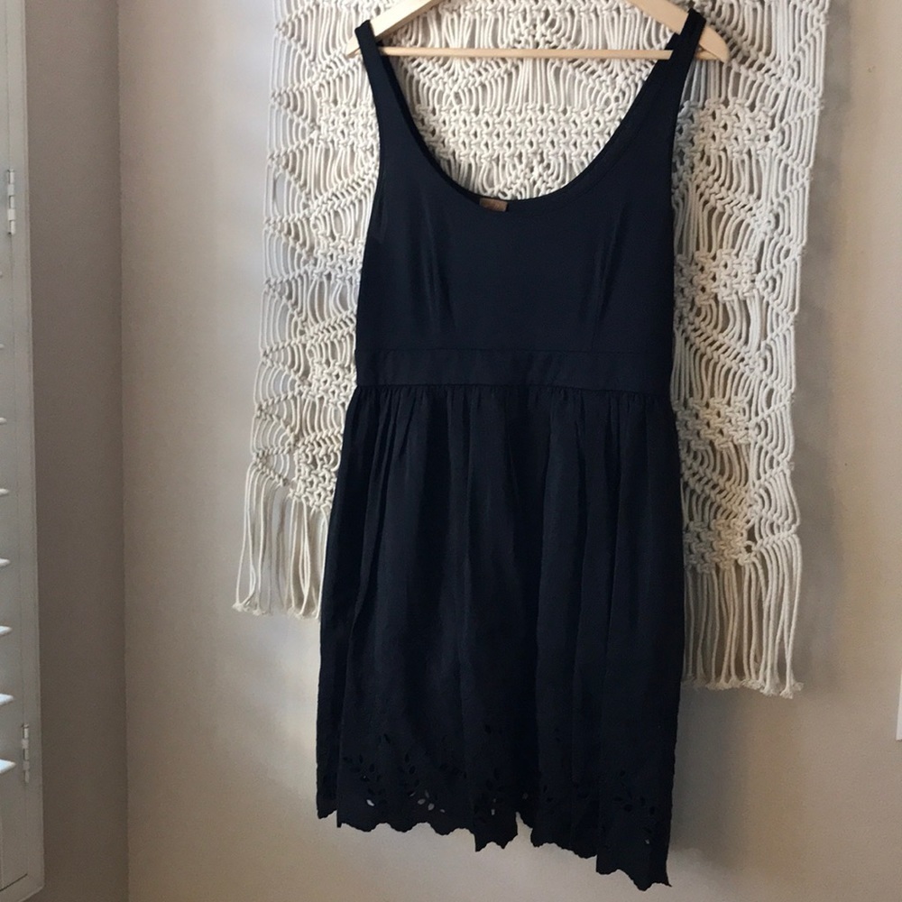 Ali Ro black sundress sz 12 Eyelet fabric, zipper on side